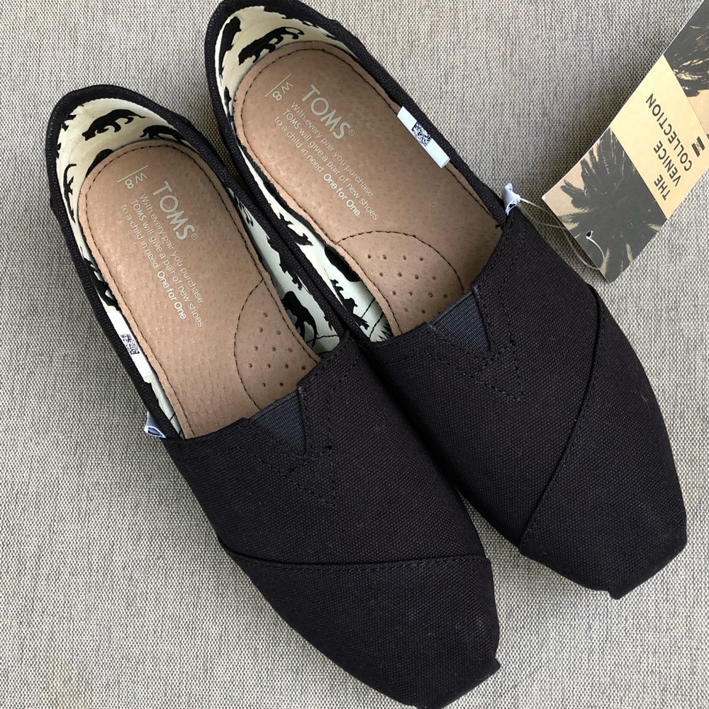 Black Toms